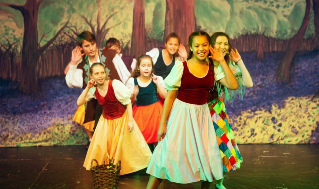 Junior Bancroft Players The Queen Mother Theatre